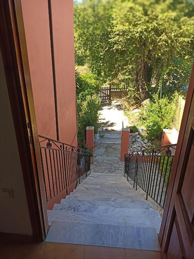 איפסוס Iren Holiday Apartment מראה חיצוני תמונה